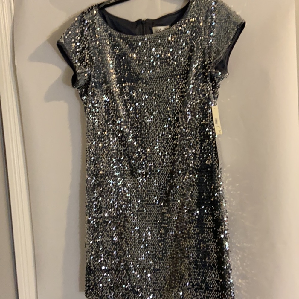 Sliver sequence dress size (14)